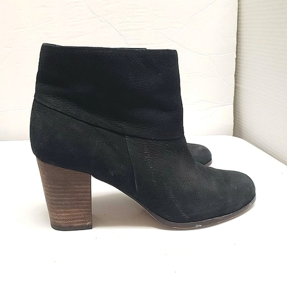 Cole Haan Cassidy Block Heel Bootie Black Nubuck Leather Ankle Boot Size… - Picture 1 of 9